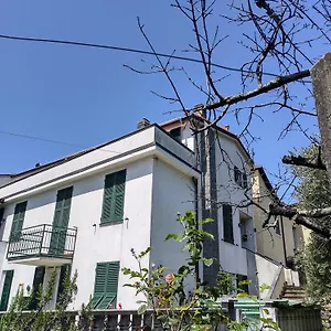 La Scala Di Ba , Castiglione Chiavarese Italia